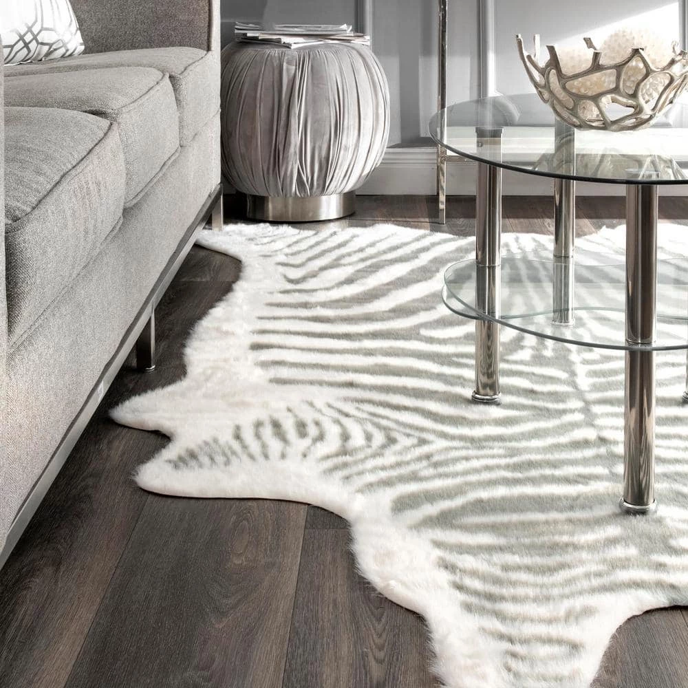 Faux Zebra Hide Gray 5 ft. x 7 ft. Shaped Rug by nuLOOM 3 Faux Zebra Hide Gray 5 ft. x 7 ft. Shaped Rug by nuLOOM - Image 3