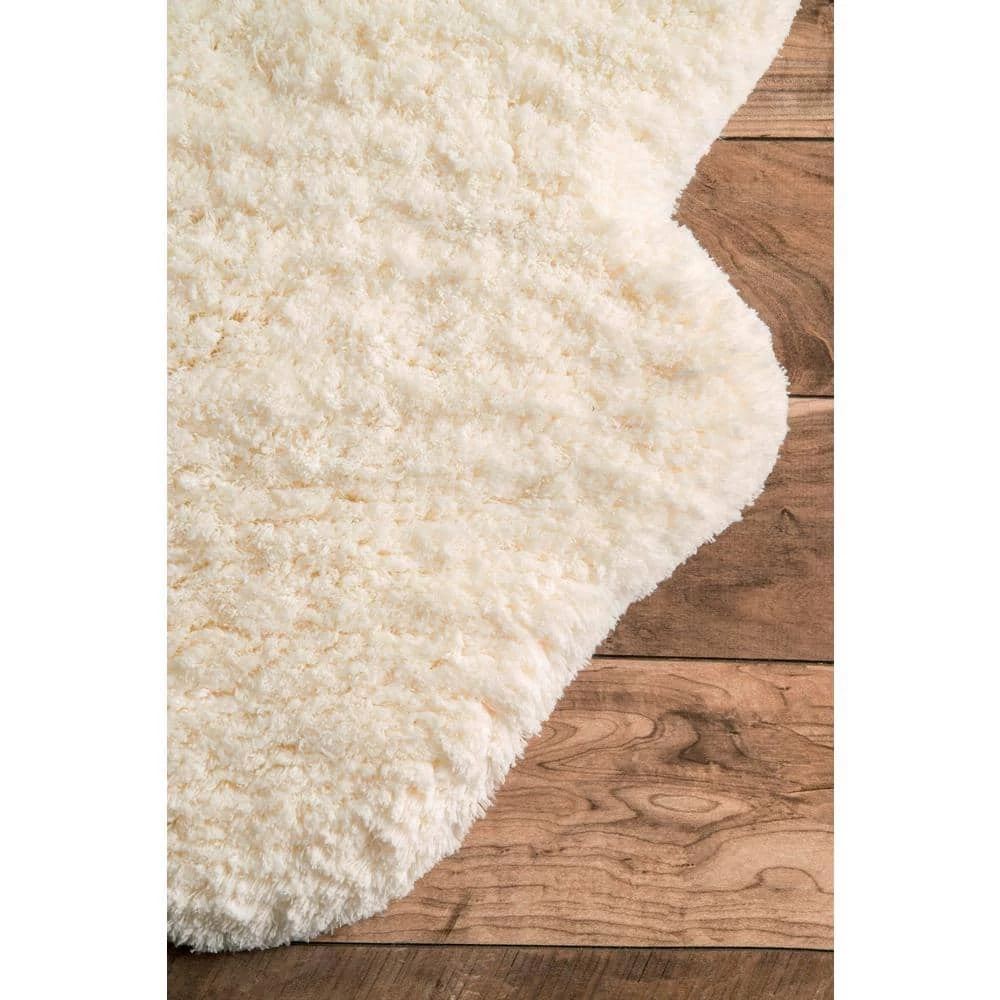 Sexto Pelt Faux Sheepskin Natural 5 ft. x 6 ft. Area Rug by nuLOOM 3 Sexto Pelt Faux Sheepskin Natural 5 ft. x 6 ft. Area Rug by nuLOOM - Image 3